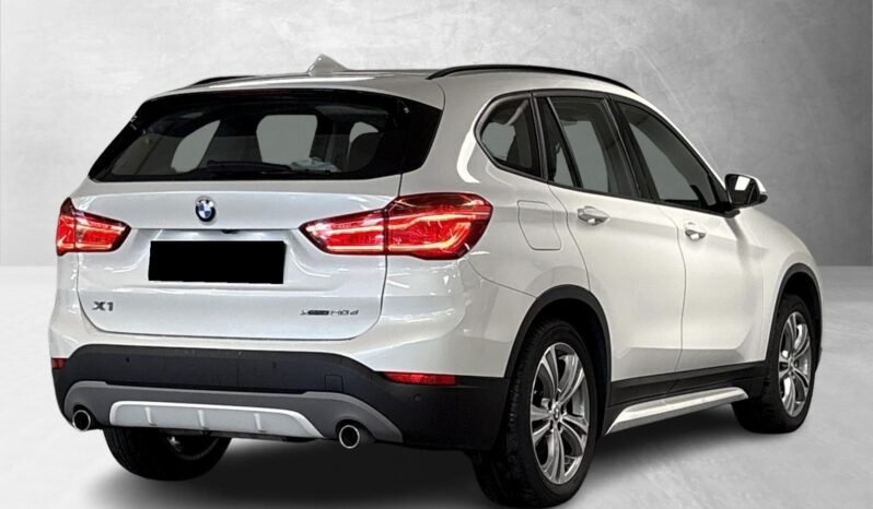 
BMW X1 xDrive20d Sport Line full									