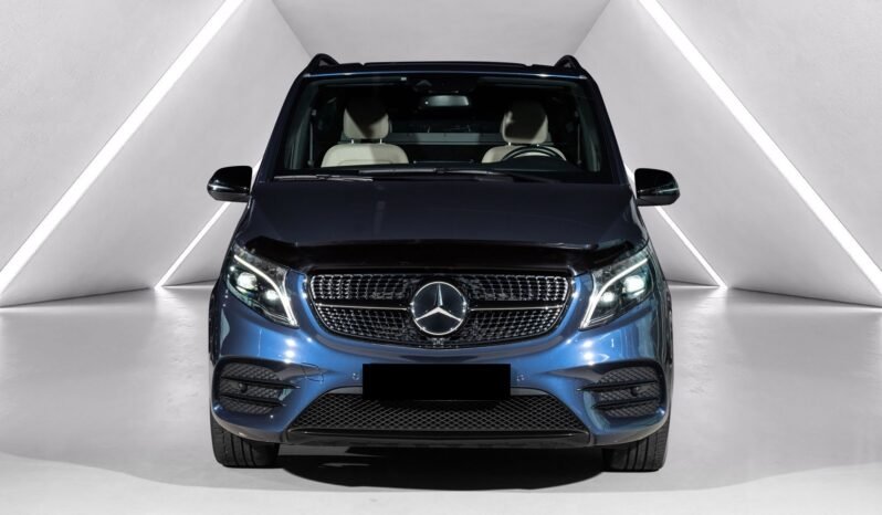 
Mercedes-Benz Classe V 300 d 4MATIC AMG Line full									
