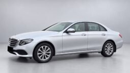 Mercedes-Benz E200