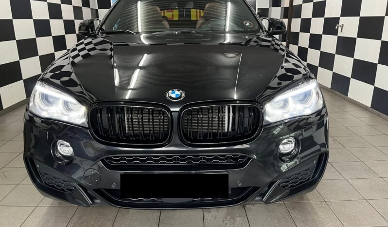 
BMW X6 xDrive30d M Sport full									