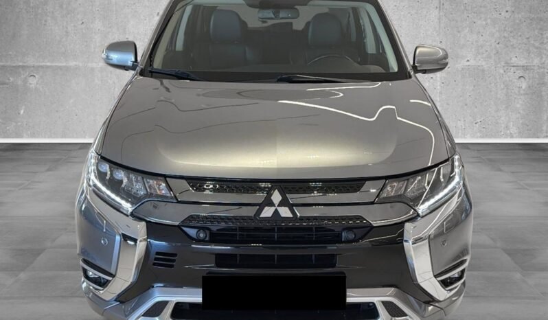 
Mitsubishi Outlander PHEV full									