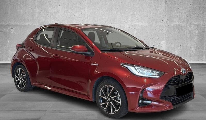 
Toyota Yaris Hybrid Active Tech full									