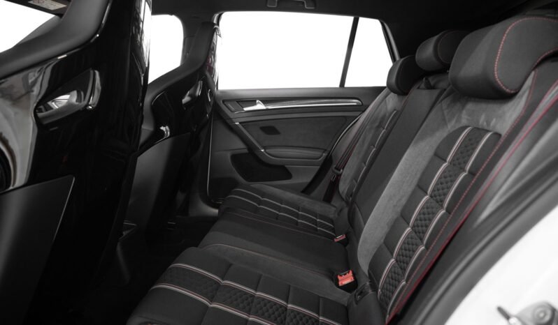 
Volkswagen Golf VII GTI 2.0 TSI Clubsport DSG full									