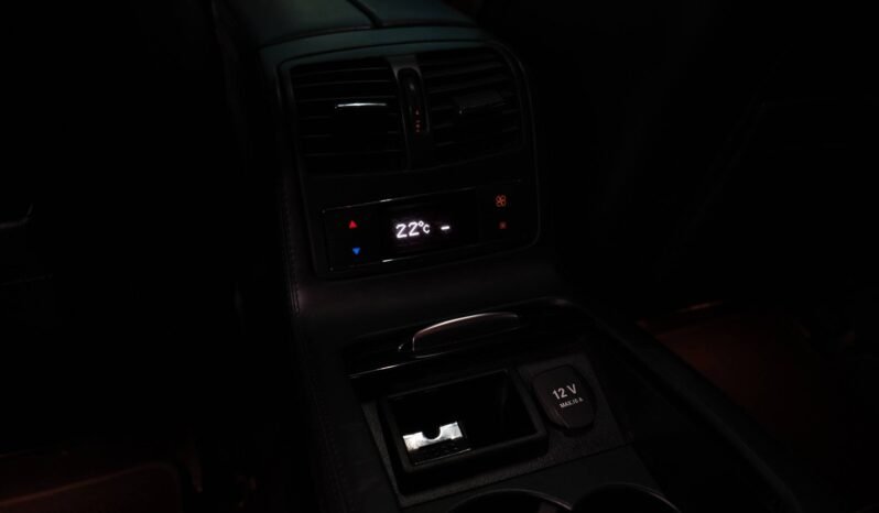 
Mercedes-Benz CLS 63 AMG V8 full									