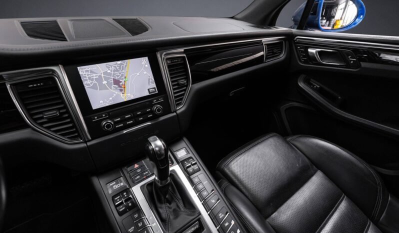 
Porsche Macan S 3.0 V6 full									