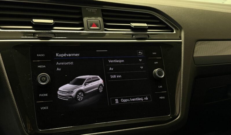 
Volkswagen Tiguan Life 2.0 TDI 4MOTION DSG full									