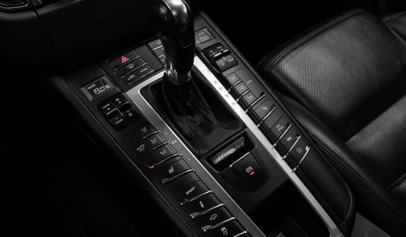 
Porsche Macan S 3.0 V6 full									