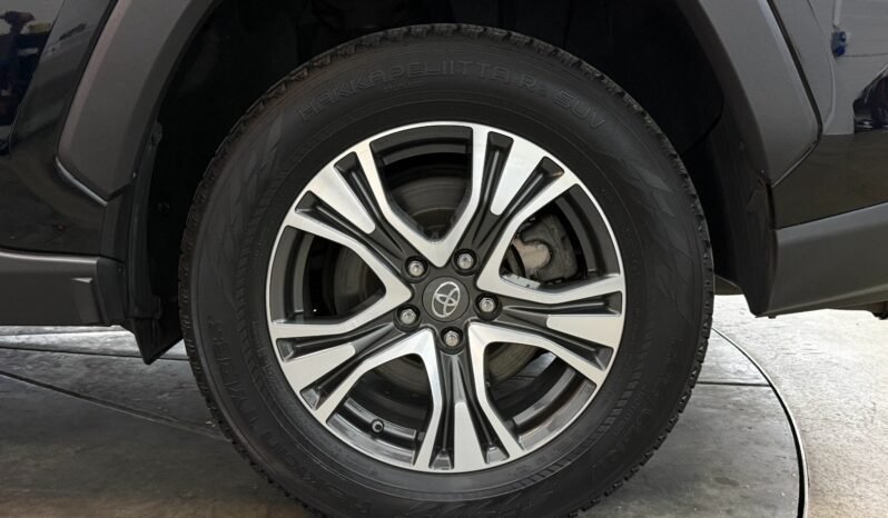 
Toyota RAV4 Executive Hybrid full									