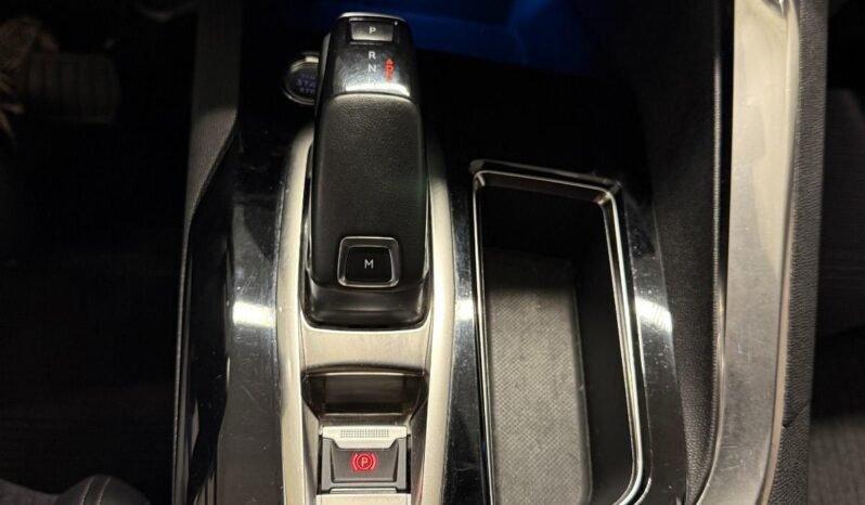 
Peugeot 3008 1.5 BlueHDi GT-Line full									