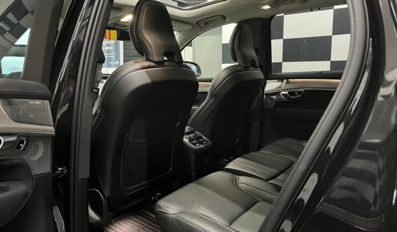 
Volvo XC90 T8 Ultra Dark AWD 7-S full									