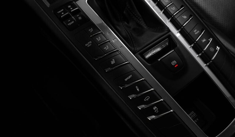 
Porsche Macan S 3.0 V6 full									