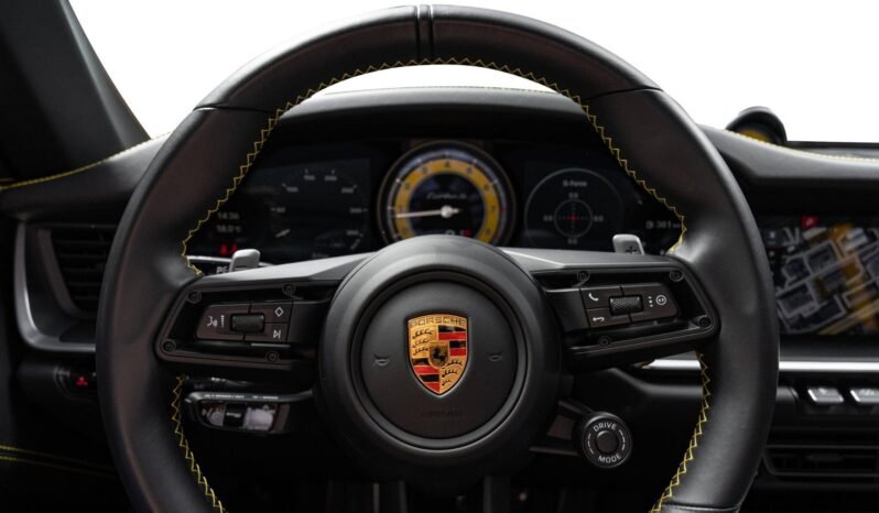 
Porsche 911 Turbo S (992) full									