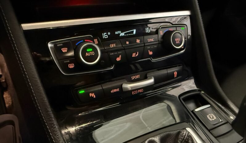 
BMW 225xe iPerformance 220 CH full									