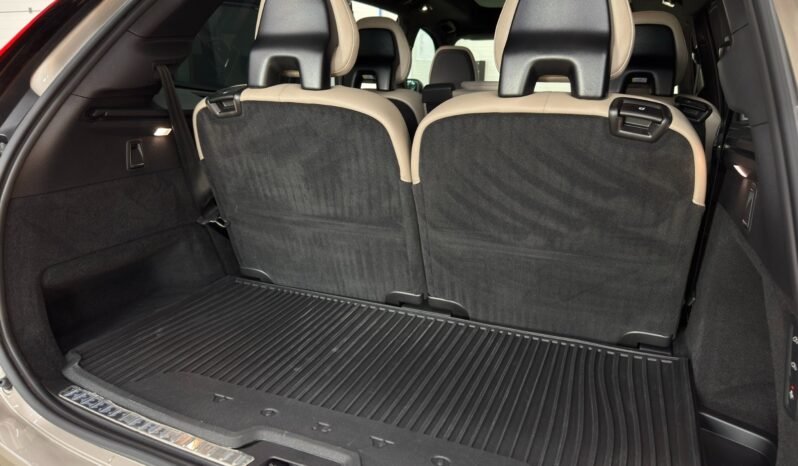 
Volvo XC90 T8 Ultra Dark Luxury full									