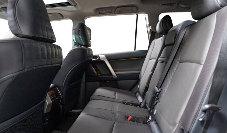 
Toyota Land Cruiser 3.0 D-4D VX-L full									