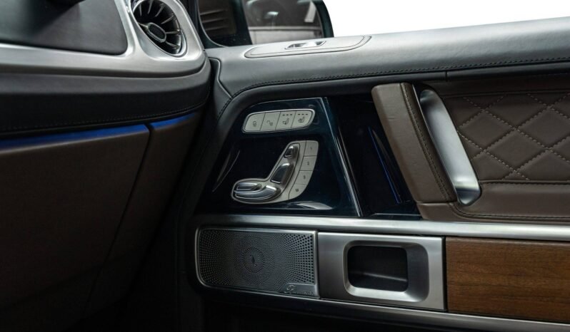 
Mercedes-Benz G350 d AMG Line – Pack BRABUS full									