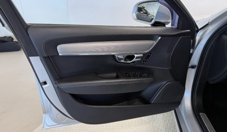 
Volvo V90 T8 Inscription AWD full									