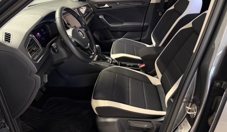 
Volkswagen T-Roc Sport 2.0 TDI 150 CH 4MOTION DSG full									