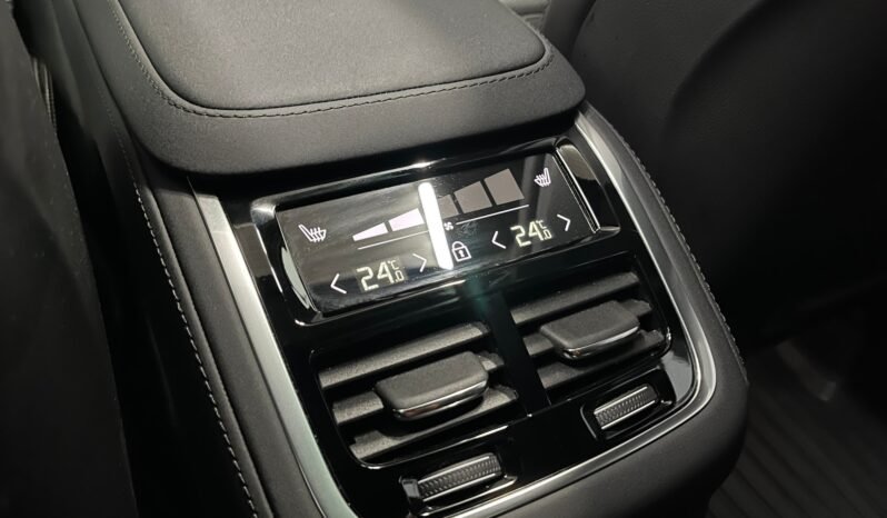 
Volvo XC90 T8 Ultra Dark AWD 7-S full									