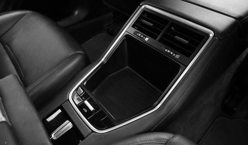 
orsche Panamera full									