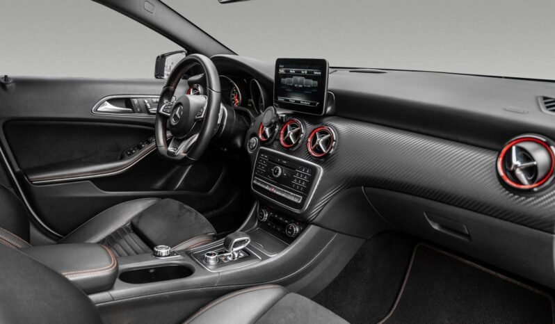 
Mercedes-Benz A45 AMG Aero Facelift full									