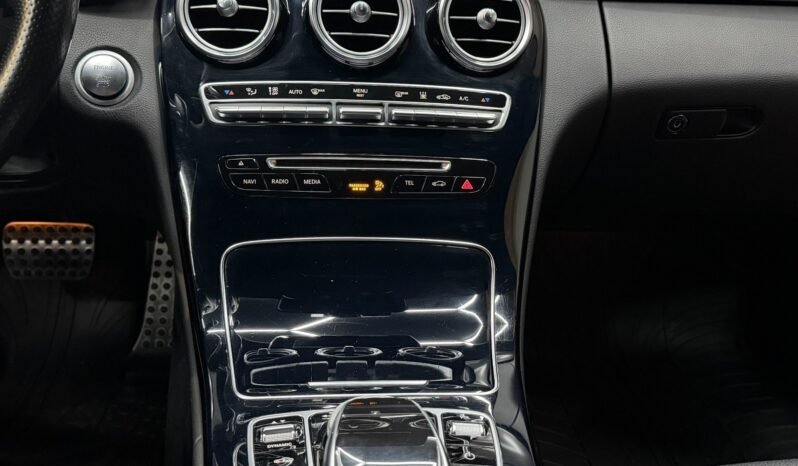 
Mercedes-Benz C350 e Hybrid full									