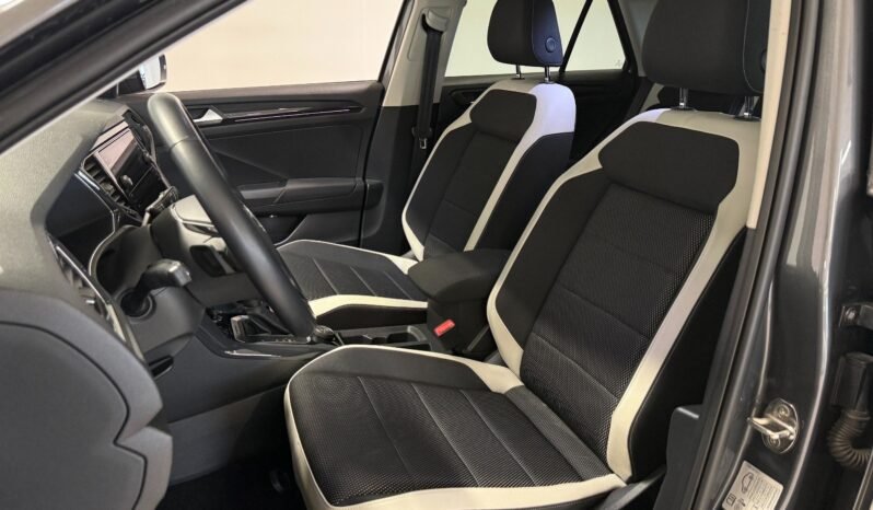 
Volkswagen T-Roc Sport 2.0 TDI 150 CH 4MOTION DSG full									