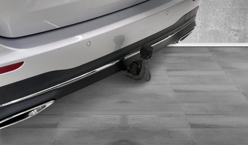 
Mercedes-Benz B180 AMG Line full									