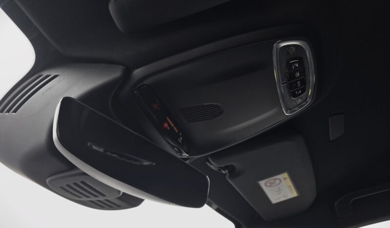 
Volvo V60 340 ch AWD R-Design full									