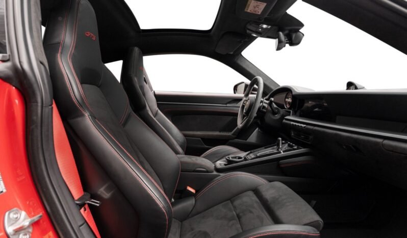 
Porsche 911 Carrera 4 GTS PDK full									