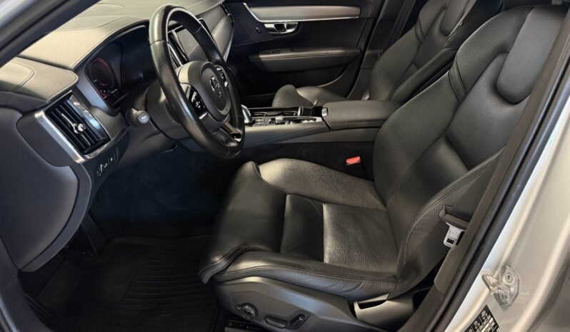 
Volvo V90 T8 Inscription AWD full									