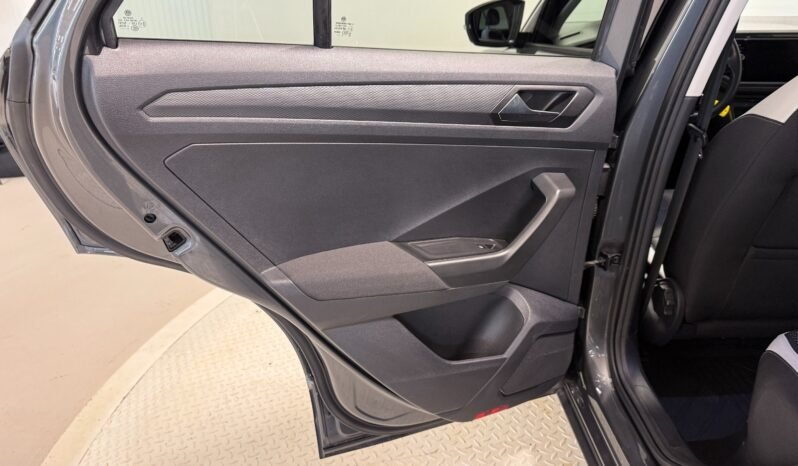 
Volkswagen T-Roc Sport 2.0 TDI 150 CH 4MOTION DSG full									