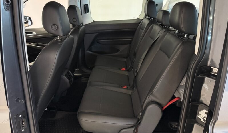 
Volkswagen Caddy Maxi 2.0 TDI 122 CH full									