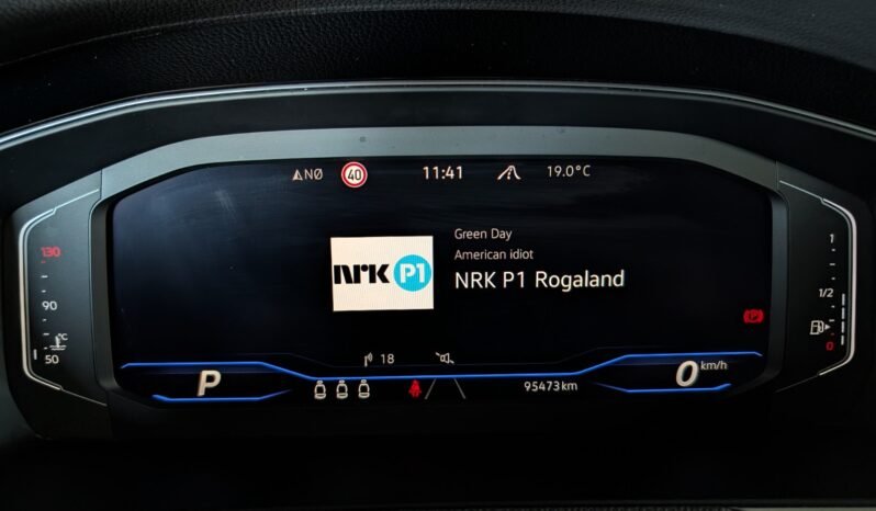 
Volkswagen Passat Alltrack 2.0 TDI full									