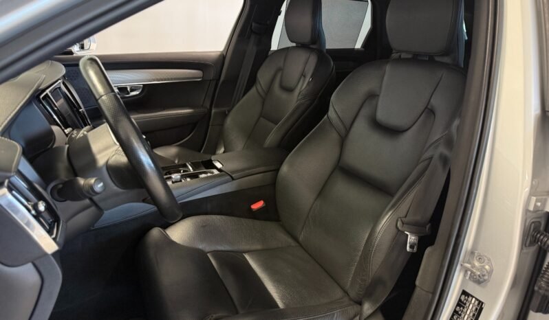 
Volvo V90 T8 Inscription AWD full									