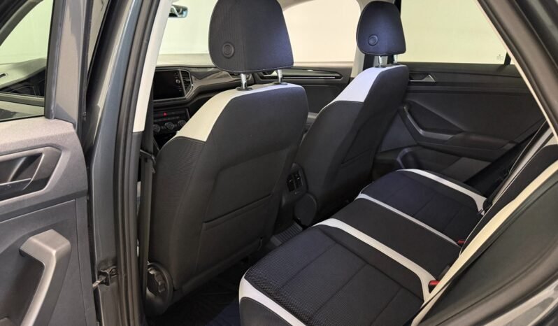 
Volkswagen T-Roc Sport 2.0 TDI 150 CH 4MOTION DSG full									