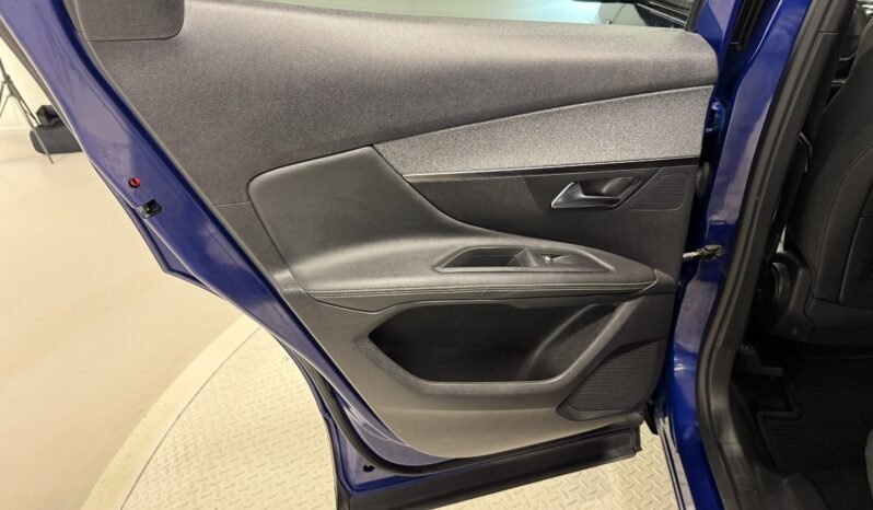 
Peugeot 3008 1.5 BlueHDi GT-Line full									