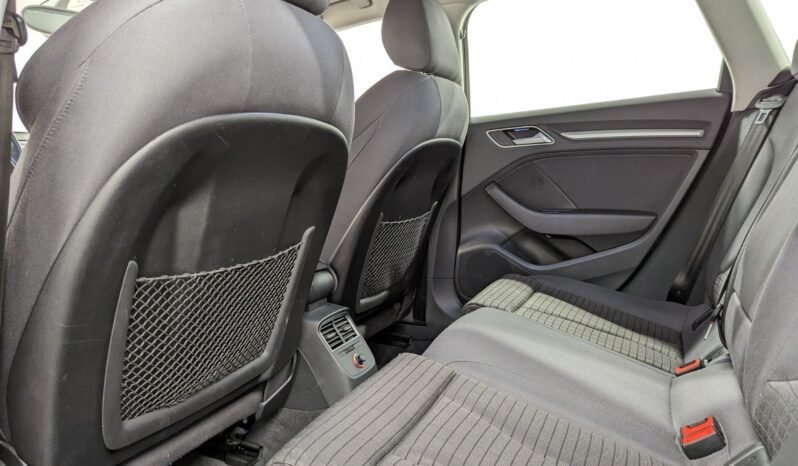 
Audi A3 Sportback e-tron full									