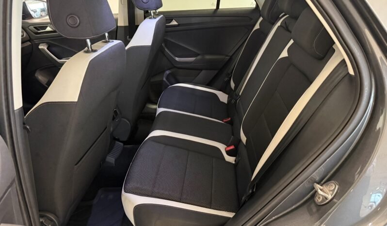 
Volkswagen T-Roc Sport 2.0 TDI 150 CH 4MOTION DSG full									