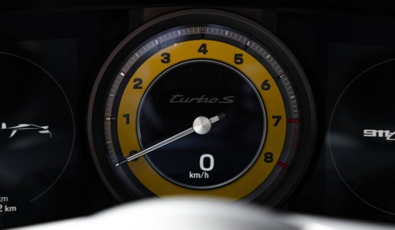 
Porsche 911 Turbo S (992) full									