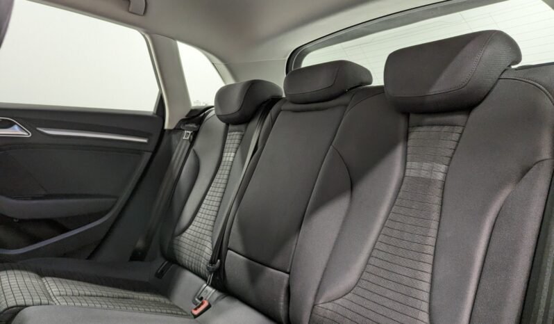 
Audi A3 Sportback e-tron full									