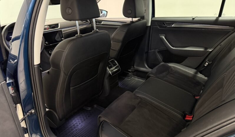 
Škoda Superb 2.0 TDI Style full									