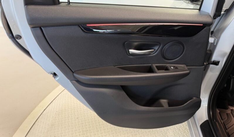 
BMW 225xe iPerformance 220 CH full									
