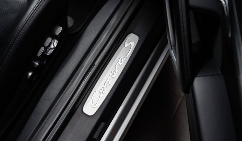 
Porsche 911 Carrera S (991.2) full									