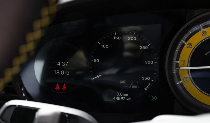 
Porsche 911 Turbo S (992) full									
