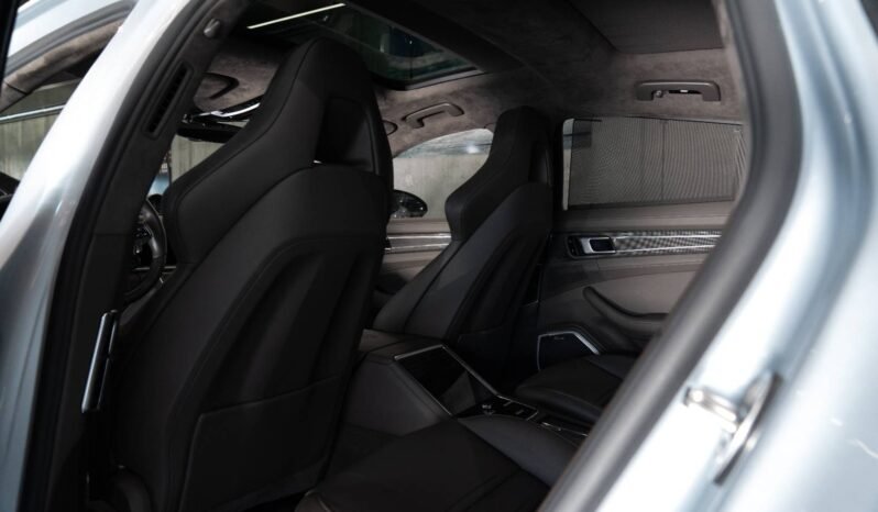 
Porsche Panamera Turbo S E-Hybrid full									