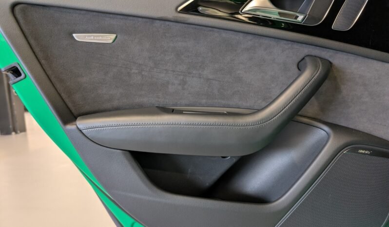 
Audi RS6 Avant Performance 4.0 TFSI V8 quattro full									