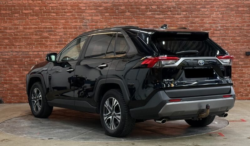 
Toyota RAV4 Executive Hybrid full									