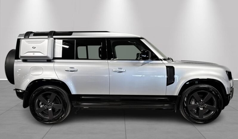 
Land Rover Defender 110 P400e full									