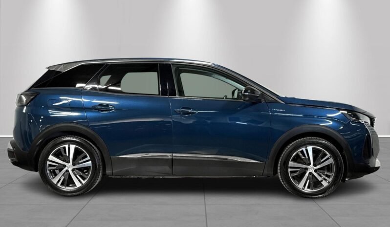 
Peugeot 3008 Allure Hybrid4 – 300 CH full									